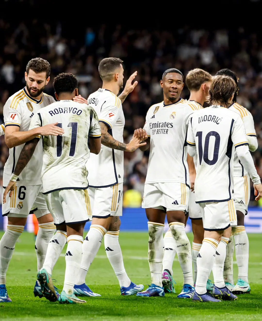 关于皇马完胜那不勒斯，哈兰德统治全场的信息