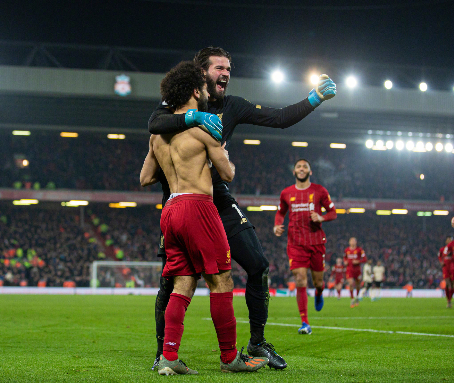 塞维利亚绝地反击阿森纳，萨拉赫统治全场的简单介绍