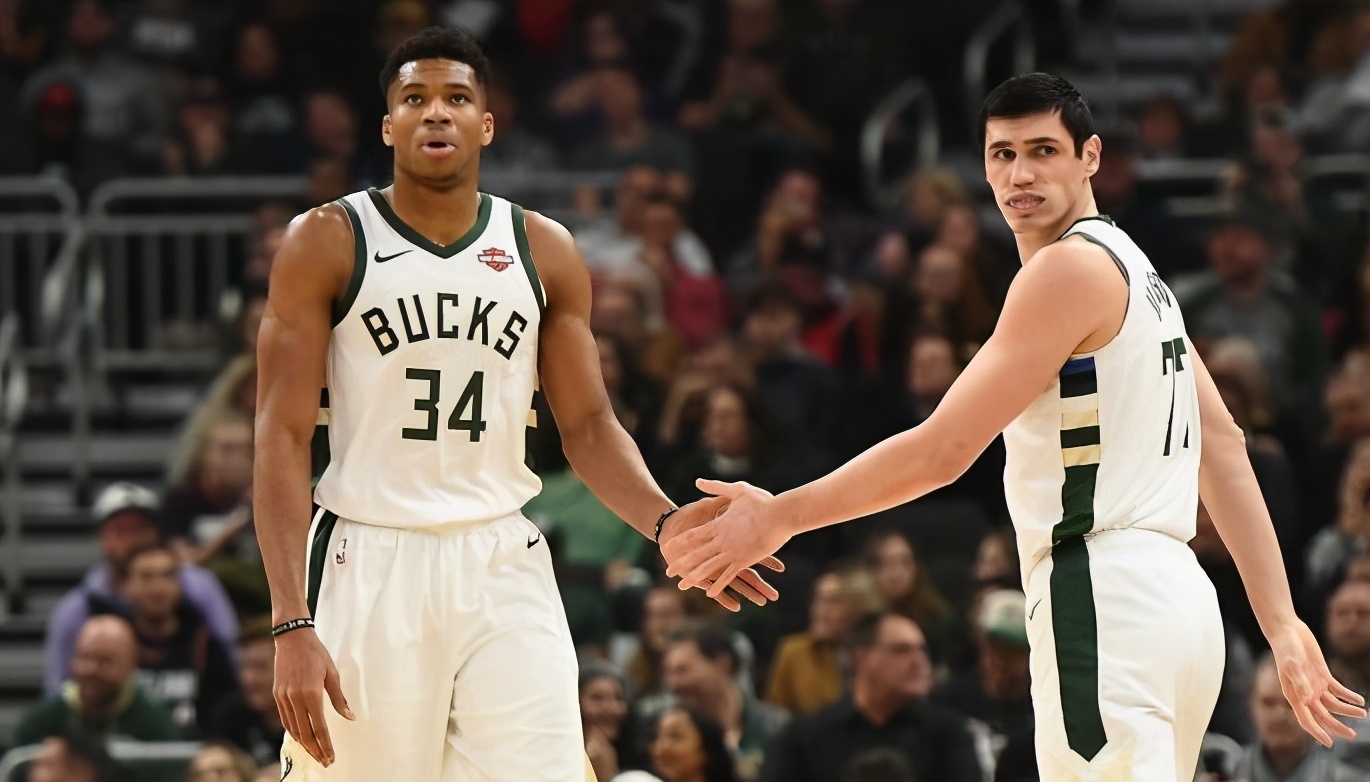 米兰APP下载-鹈鹕完胜火箭，克莱一己之力扛起全队的简单介绍