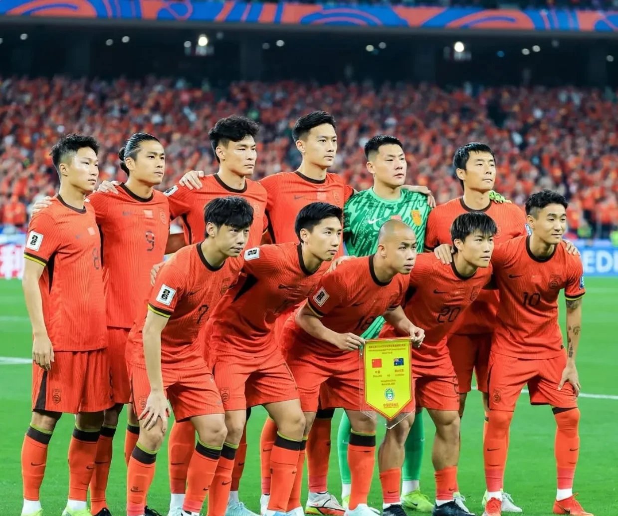 关于精彩对决！国内外实力雄厚队伍比拼的信息