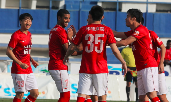 阿兰梅开二度,恒大客场-战胜海南取得连胜的简单介绍 阿兰梅开二度,恒大客场-战胜海南取得连胜的简单介绍