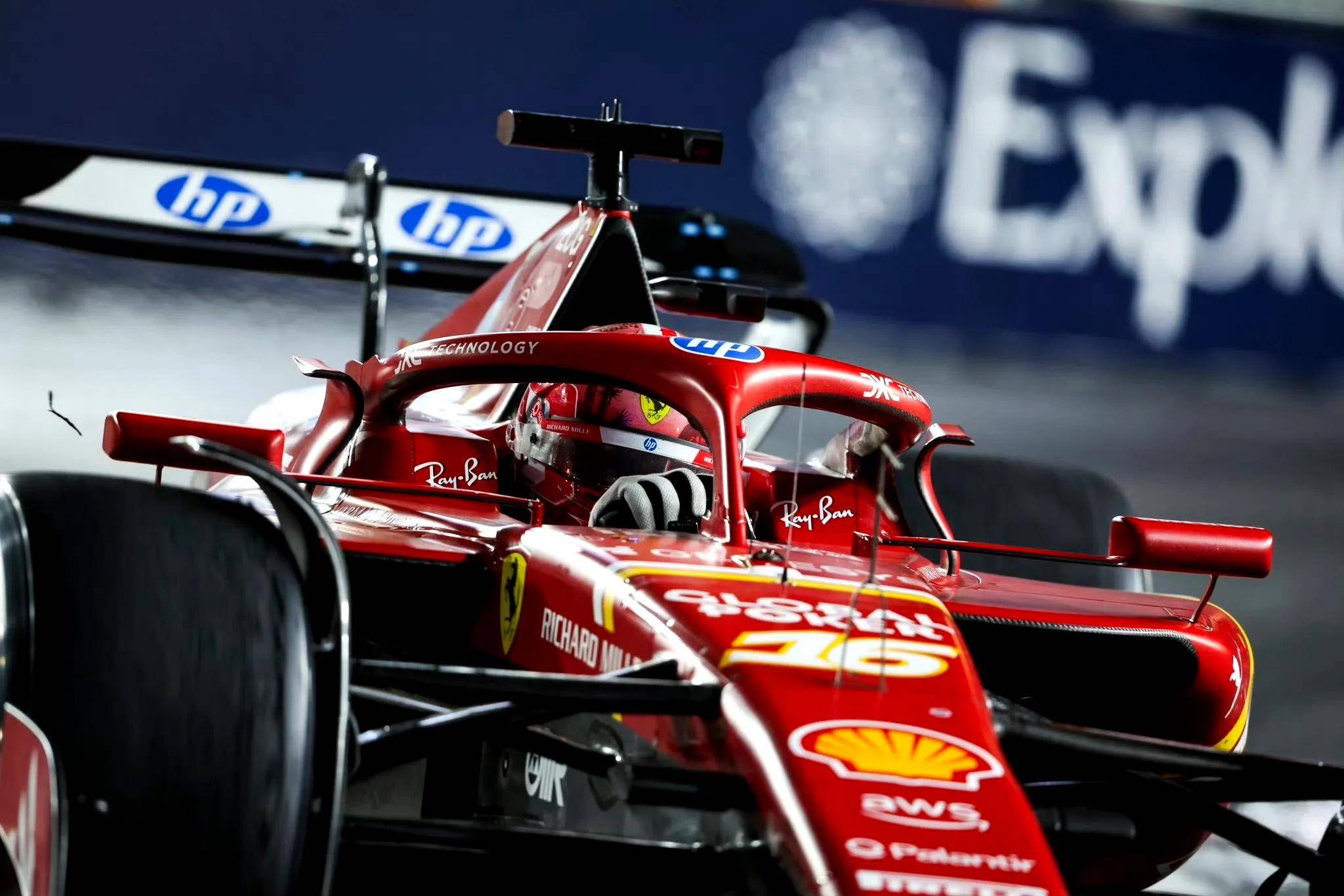 关于阿斯顿马丁鏖战索伯车队,佩雷兹高光表现的信息 关于阿斯顿马丁鏖战索伯车队,佩雷兹高光表现的信息